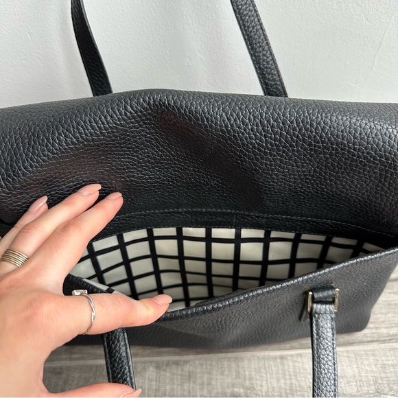 Kate Spade Holden Street Small Leslie Tote in black leather - Picture 9 of 14